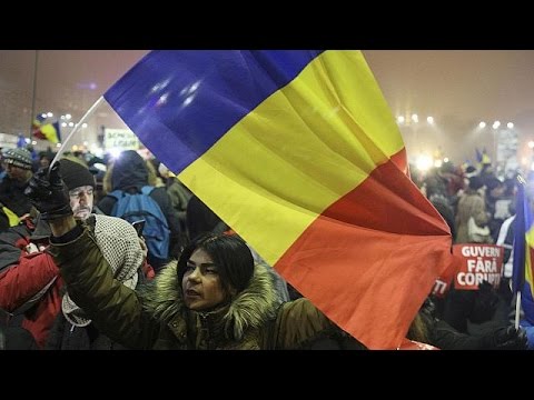 تواصل الاحتجاجات وسط تصاعد المطالب بعزل الرئيس