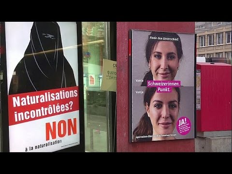 شاهد السويسريون يبدؤون التصويت على اقتراح تسهيل تجنيس أبناء المهاجرين