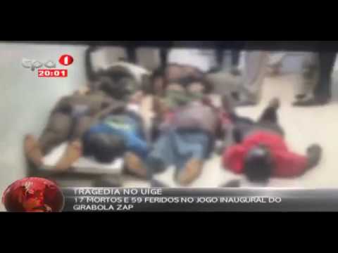 بالفيديو لحظة تدافع الجماهير داخل ملعب كرة أنغولي