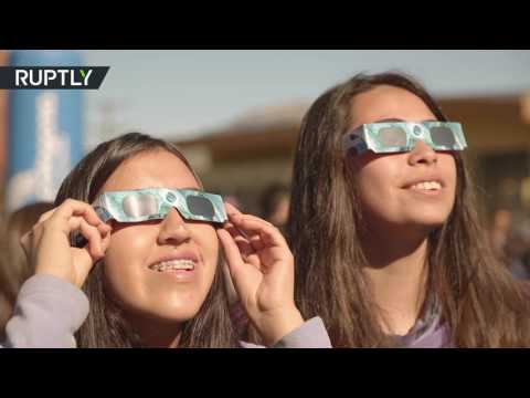 شاهد هواة الفلك يشهدون ظاهرة حـزام النـار