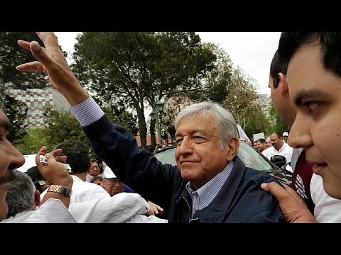 أوبرادور في مانهاتن للتنديد بحالة الكراهية المخيمة على البلاد