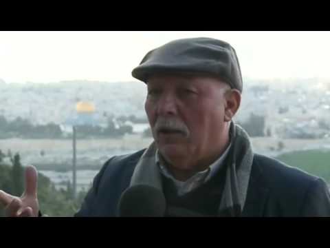 شاهد الاحتلال يغلق مكتب الخرائط العربية في القدس الشرقية