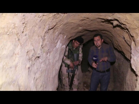 شاهد داعش يسرق قصرًا آشوريًّا تحت مرقد النبي يونس في الموصل