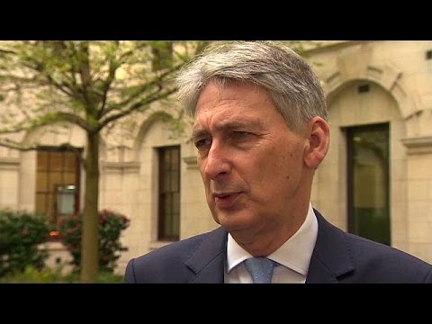 بريطانيا تسعى إلى الحفاظ على علاقاتها التجارية مع دول الاتحاد