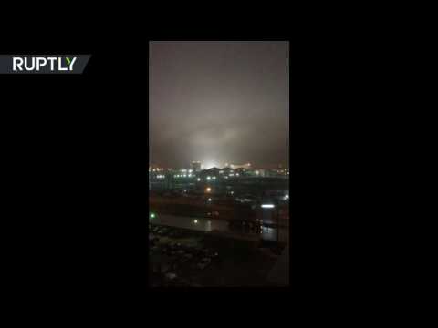 شاهد رصد أضواء غريبة في سماء مدينة تشيلابينسك الروسية