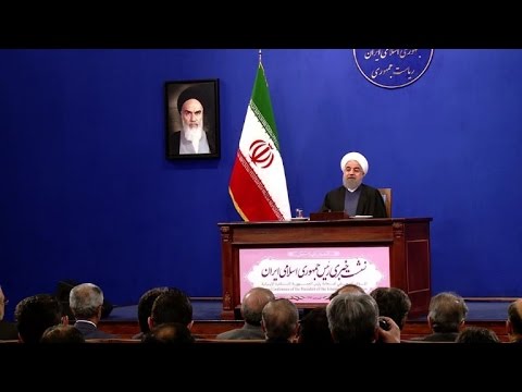 شاهد الرئيس الإيراني يدافع عن أدائه الاقتصادي أمام الصحافة