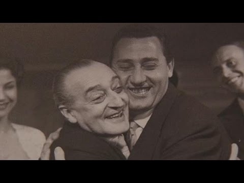 بالفيديو تكريم خاص للممثل الكوميدي توتو في نابولي الإيطالية