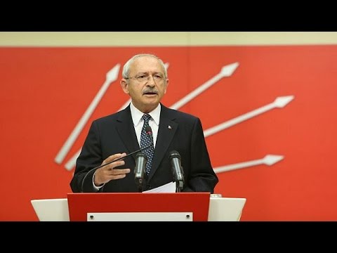 شاهد  فوز مؤيدي تعديل الدستور في تركيا بـ 5135 