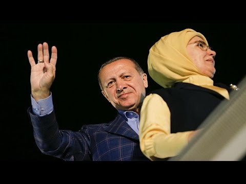 شاهد  لحظة احتفال أردوغان بالانتصار