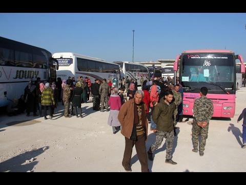 شاهد أكثر من ثلاثة آلاف شخص يتوقفون منذ ساعات قرب حلب