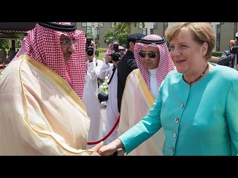 شاهد ميركل تغادر المملكة العربية السعودية وتتوجه إلى الإمارات