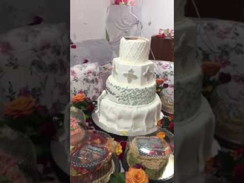 بالفيديو ديدان حية تعيش داخل دمية عروسة