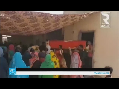 شاهد حشود تشيع التونسي الذي قتل في الكامور