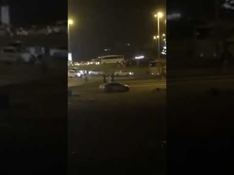 شاهد مقتل شخص وإصابة آخر في تبادل لإطلاق النار