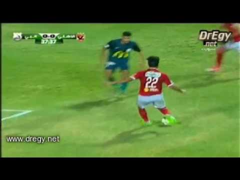 شاهد الحكم يحرم الأهلي من ضربة جزاء صحيحة أمام إنبي