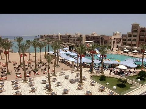 شاهد الحياة تعود إلى طبيعتها في مدينة الغردقة المصرية