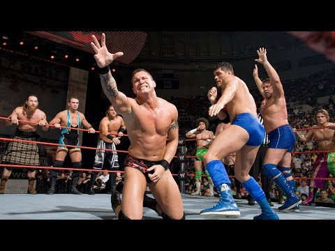 بالفيديو استمتع بأكبر 7 مباريات بين فريقين في تاريخ wwe