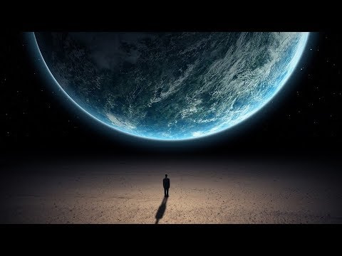 رجل غريب يدّعى أنّه أتى من عالم موازٍ