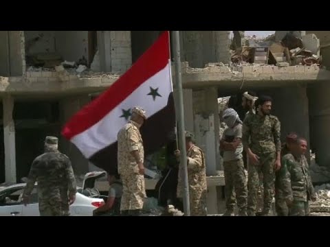 شاهد القوات الحكومية السورية تستعيد السيطرة على مدينة السخنة