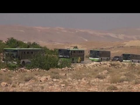 بالفيديو  مقاتلو سرايا أهل الشام يتجهون من عرسال إلى فليطة