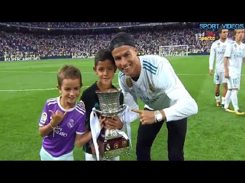 شاهد لقطة اليوم لاحتفال رونالدو مع ابنه بلقب السوبر