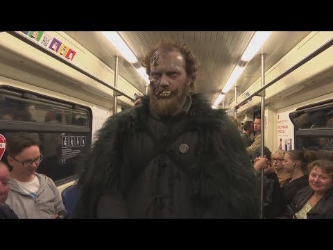 شاهد احتفال صُناع مسلسل