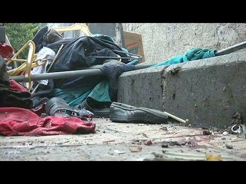 شاهد مقتل مواطنين في هجوم لتنظيم داعش على مقر للشرطة في دمشق