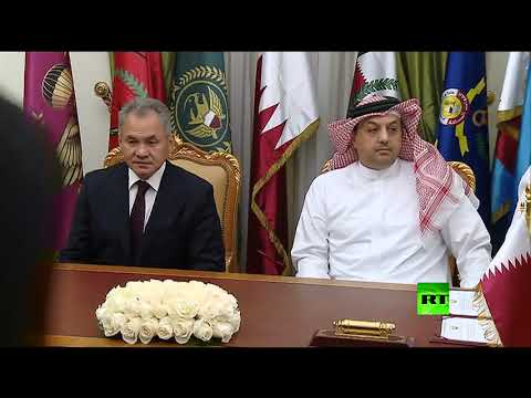 شاهد وزير الدفاع الروسي يوقع مع نظيره القطري اتفاقية في مجالِ التعاونِ العسكري
