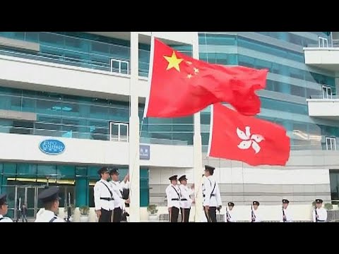 شاهد الصين توسّع قانون ازدراء النشيد الوطني