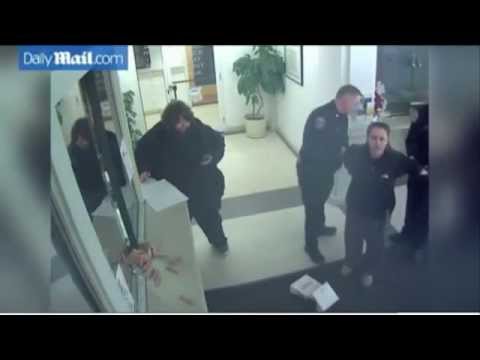 اختفاء امرأة عقب مهاجمتها لمركز شرطة أميركي