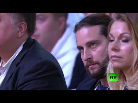 شاهد بوتين يعمل على تقدّم بلاده سياسيًا