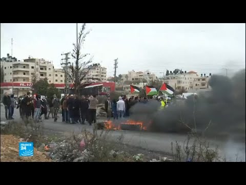 شاهد مسيرات غاضبة في الأراضي الفلسطينية