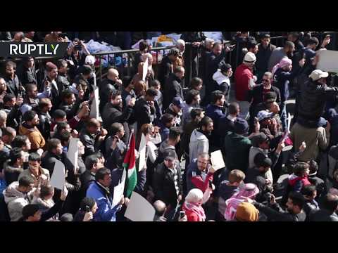 شاهد  احتجاجات تعم العاصمة الأردنية ومحافظات أخرى