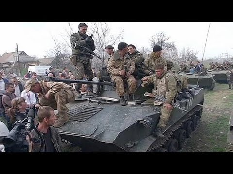 الانفصاليون يقطعون طريق الجيش الأوكراني