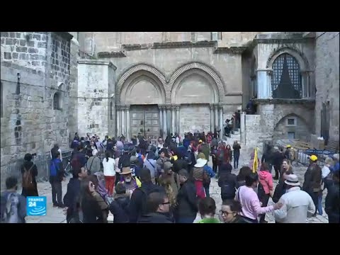 شاهد نتانياهو يتراجع عن الإجراءات الضريبية بحق الكنائس المقدسية