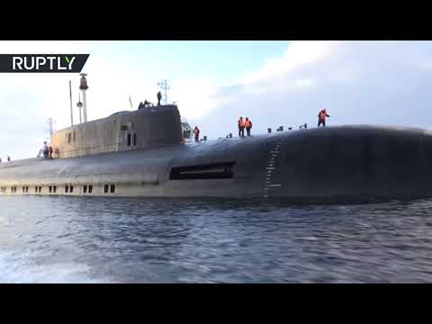 شاهد فيديويعرض جمال وهيبة أسطول الغواصات
