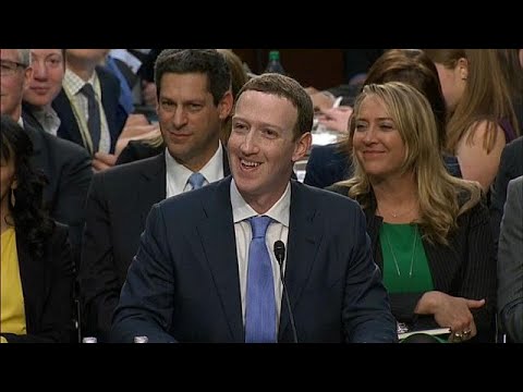 زوكربرغ يتعرض للإحراج في جلسة الكونغرس