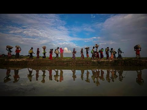 شاهد قارب يقلّ 76 من مسلمي الروهينغا يرسو في إندونيسيا