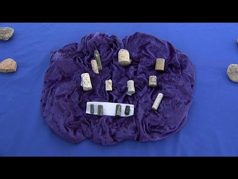 شاهد أميركا تعيد آلاف القطع الأثرية المُهربة إلى العراق