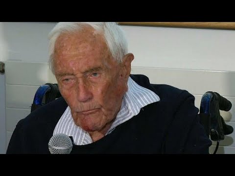 شاهد العالم الأسترالي ديفيد غودال ينهي حياته