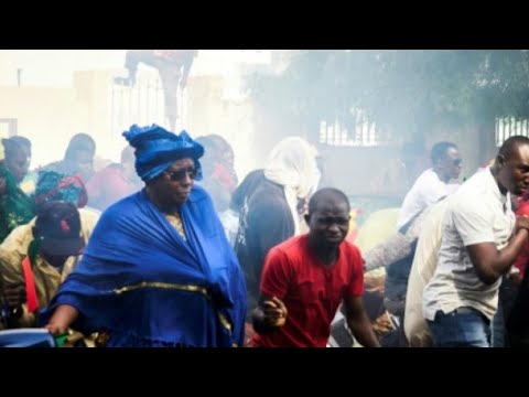 شاهدالمعارضة المالية تُطالب باستقالة رئيس الوزراء