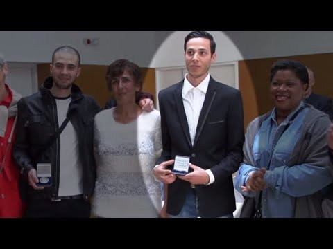 شاهد التونسي الذي أنقذ طفلين من حريق في فرنسا لم يعد مُهددًا بالطرد