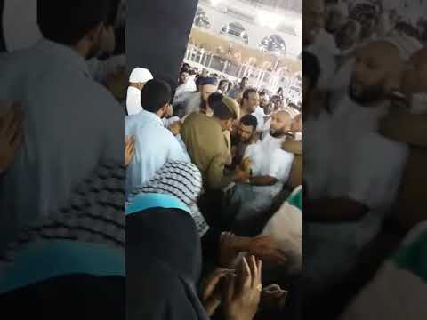 شاهد انتحار شخص وضبط آخر يرش البنزين حول الكعبة المشرفة