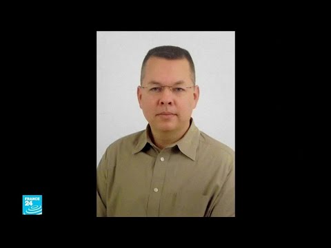 شاهد ترامب يطلب من أردوغان إطلاق سراح القس الأميركي