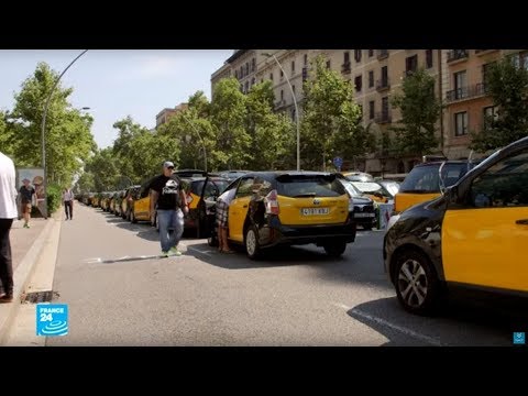 شاهد إضراب سائقي سيارات الأجرة في إسبانيا لأجل غير مُسمَّى