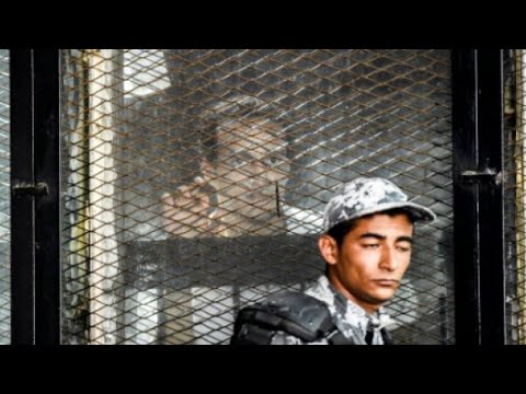 شاهدإحالة أوراق 75 إسلاميًا إلى المفتي في القاهرة