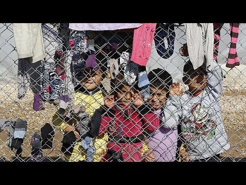 آلاف الأكراد السوريين يعودون إلى كوباني