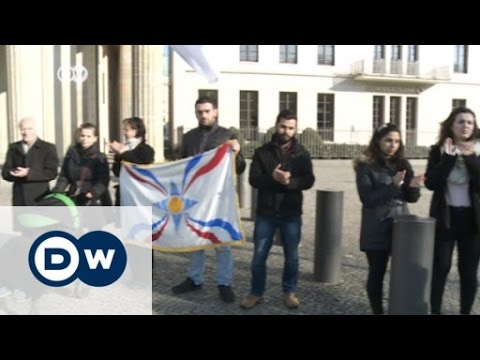 آشوريو ألمانيا يتظاهرون تنديدًا باختطاف إخوانهم