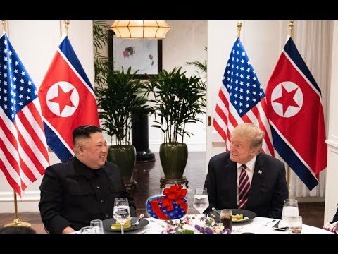 شاهد دونالد ترامب يُؤكّد أنّ كيم تمنى له عيد ميلاد سعيدًا