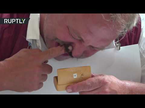 شاهد فعاليات بطولة العالم للاستنشاق السريع للتبغ